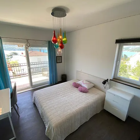 Sea View Appartamento Seget Vranjica
