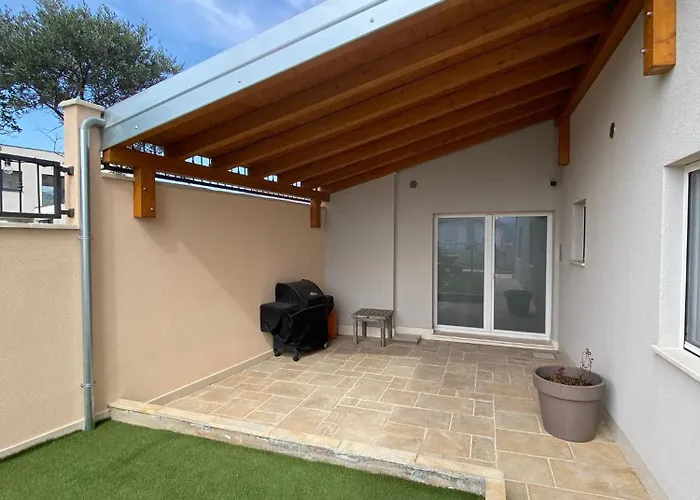 Sea View 希杰·弗朗吉卡